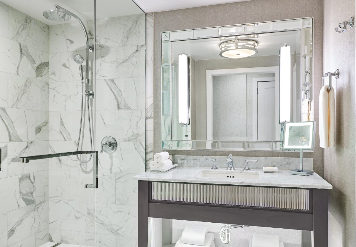 Grand Hyatt Vail - shower room